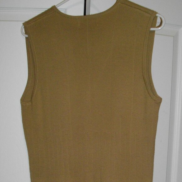 women's Worthington tan sweater vest, button up size medium. - Picture 2 of 2